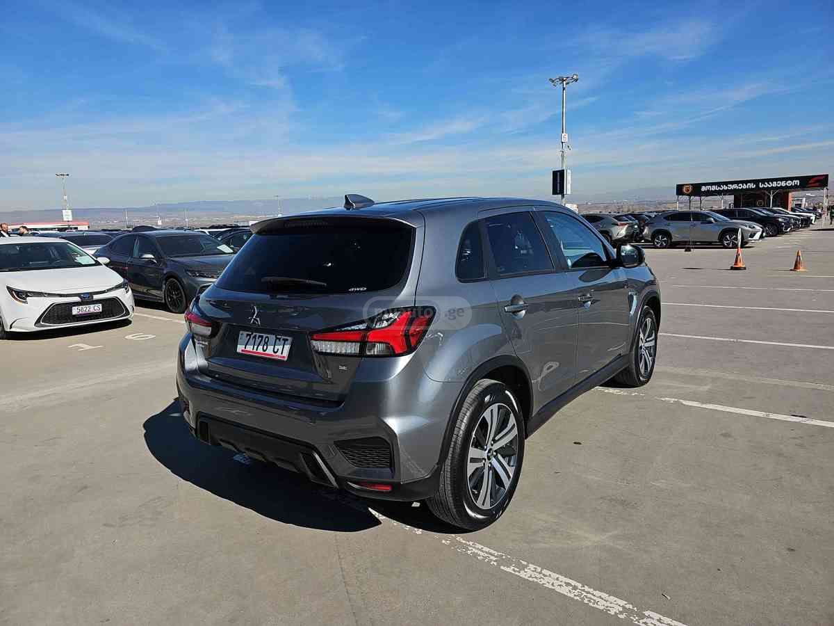 Mitsubishi Mitsubishi Outlander Sport — миниатюра 7