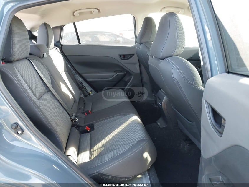 Subaru Premium 4dr All Wheel Drive CV — миниатюра 7