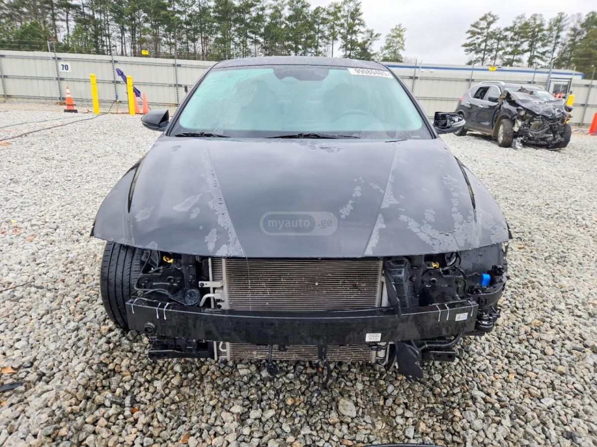 Hyundai Elantra - фото 5