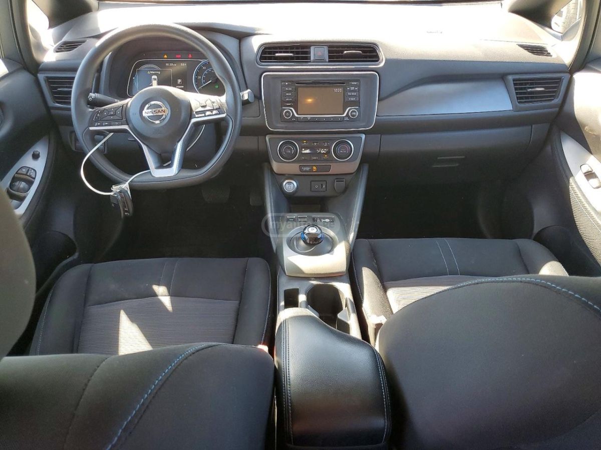 Nissan Leaf - фото 8