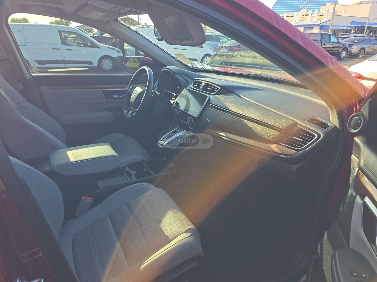Honda CR-V - фото 8