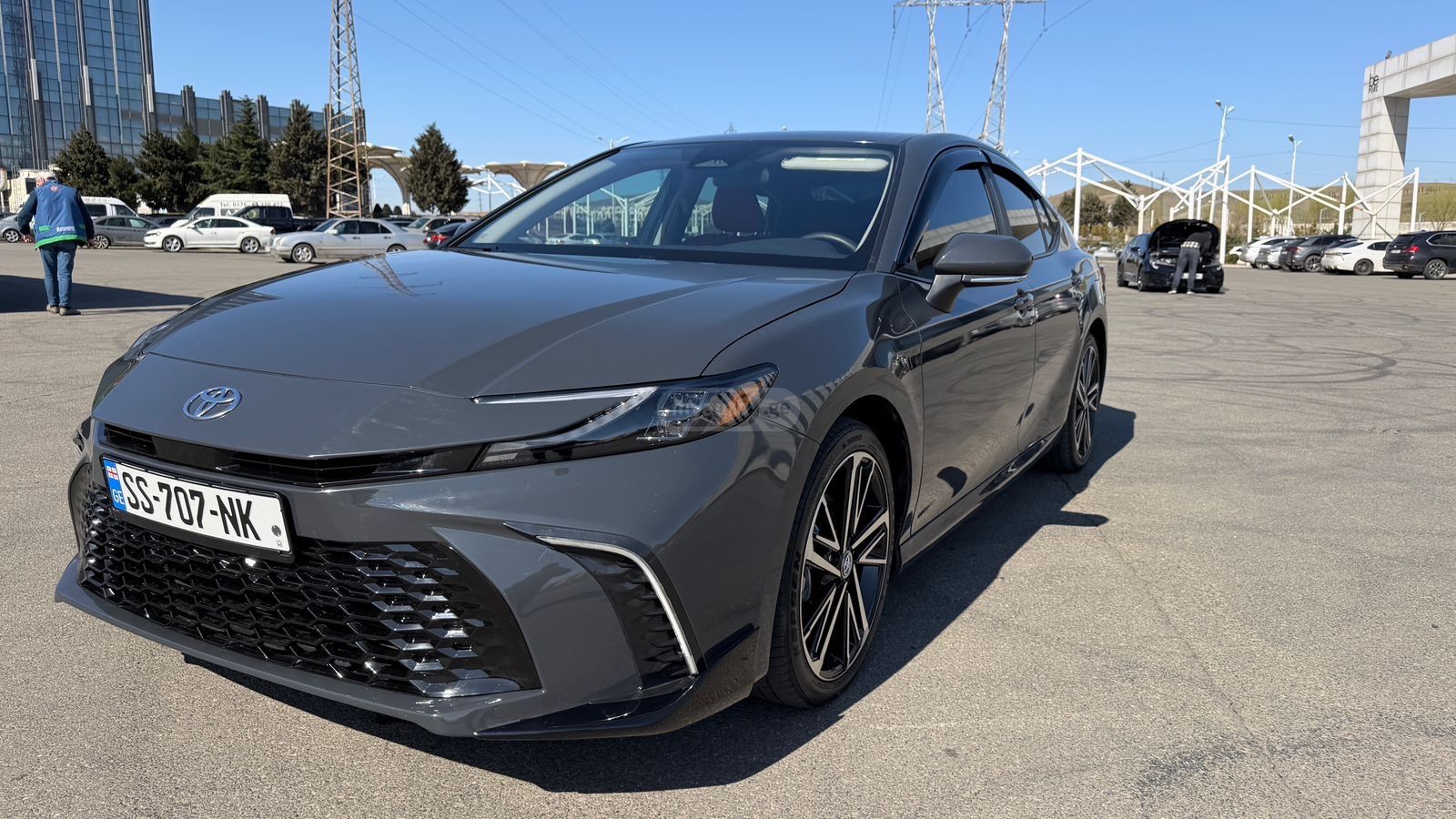 Toyota Base 4dr All-wheel Drive Autom — миниатюра 8