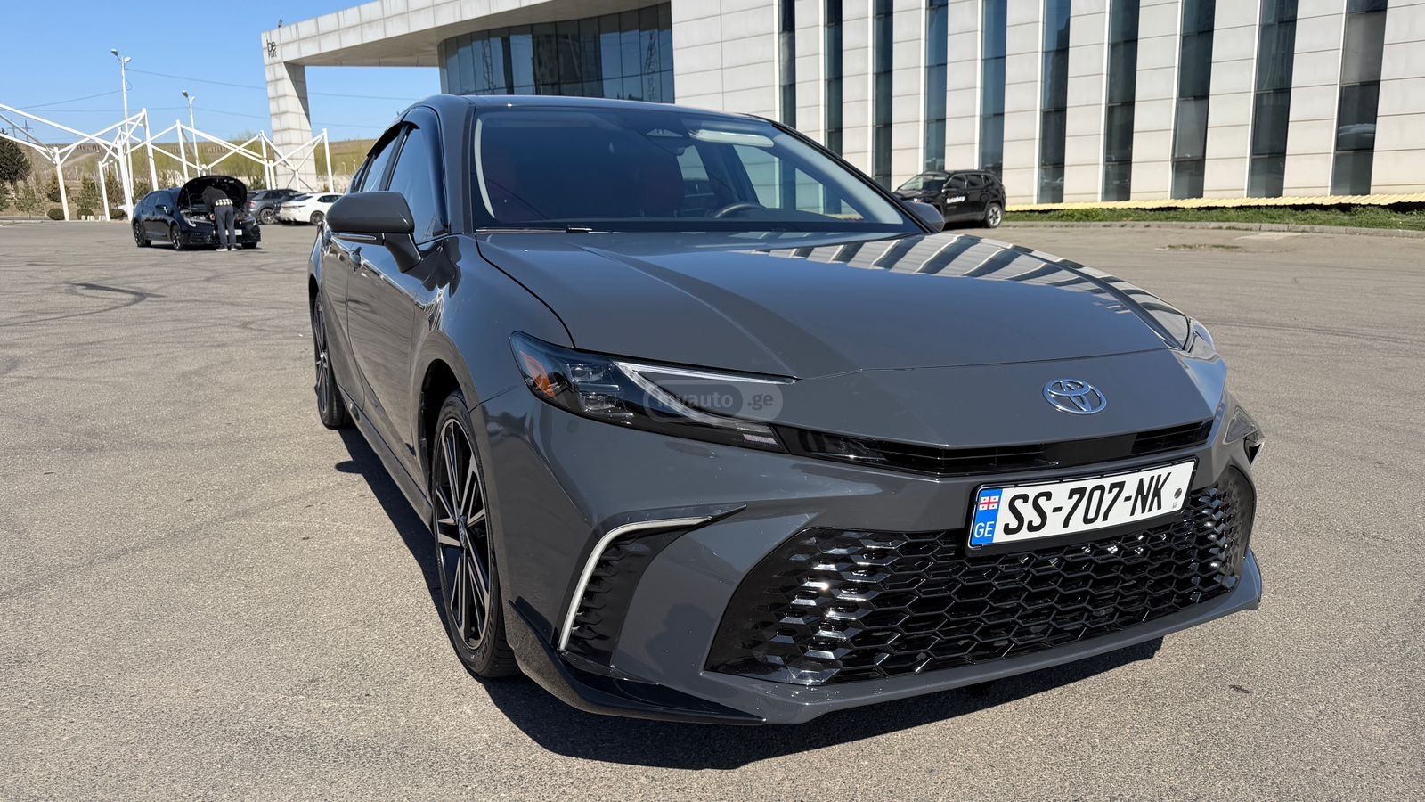 Toyota Base 4dr All-wheel Drive Autom — миниатюра 9