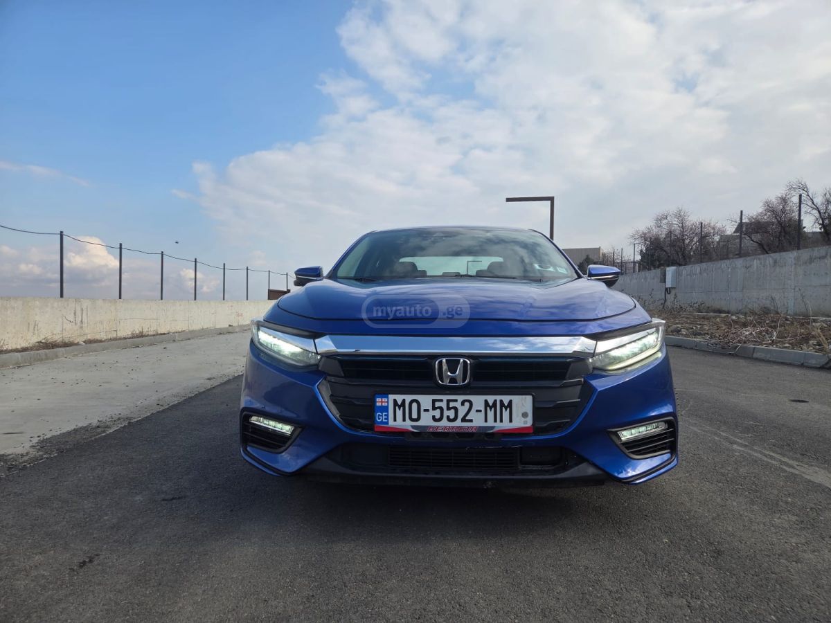 Honda Insight - фото 1