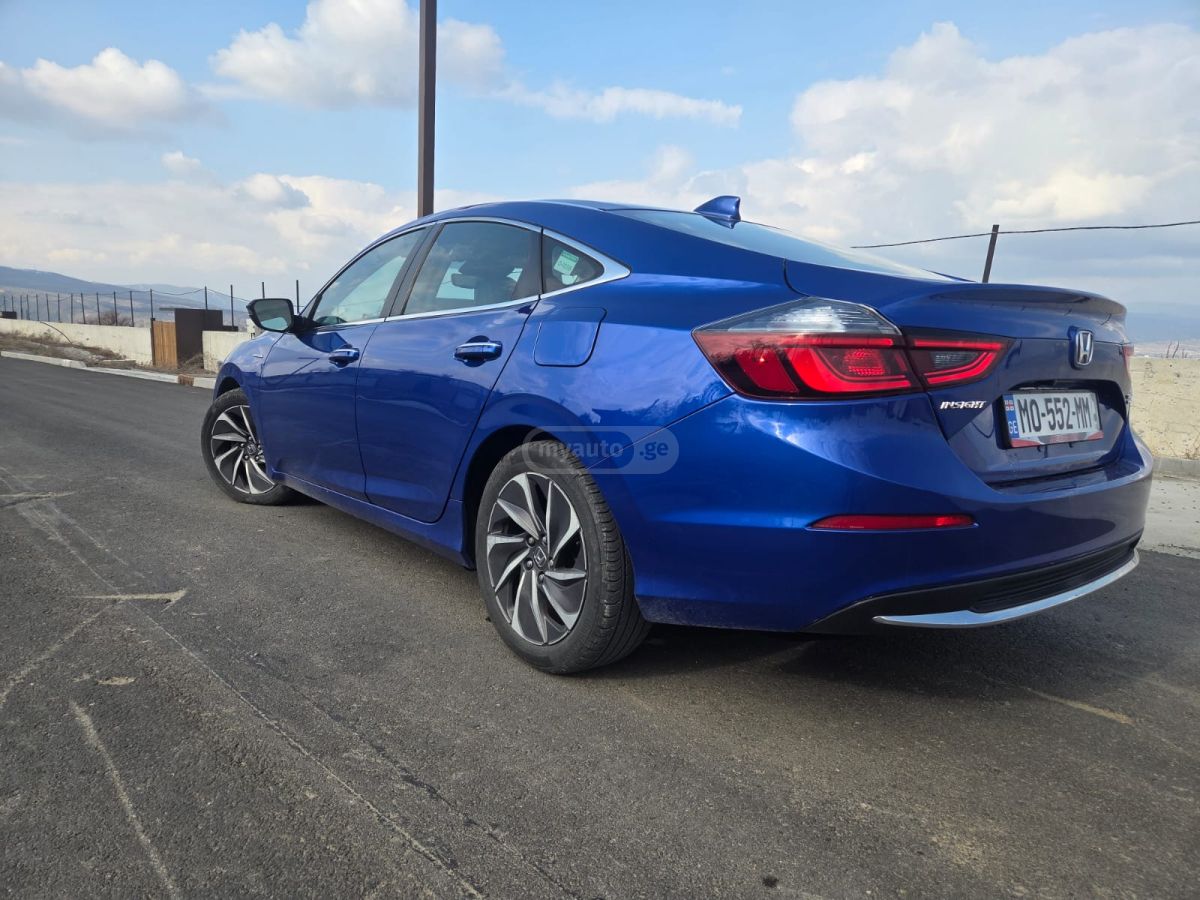 Honda Insight - фото 11