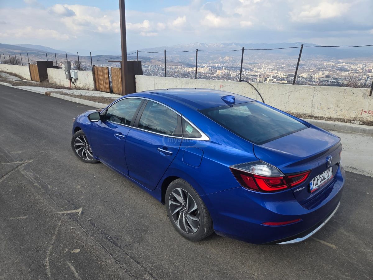 Honda Insight - фото 12