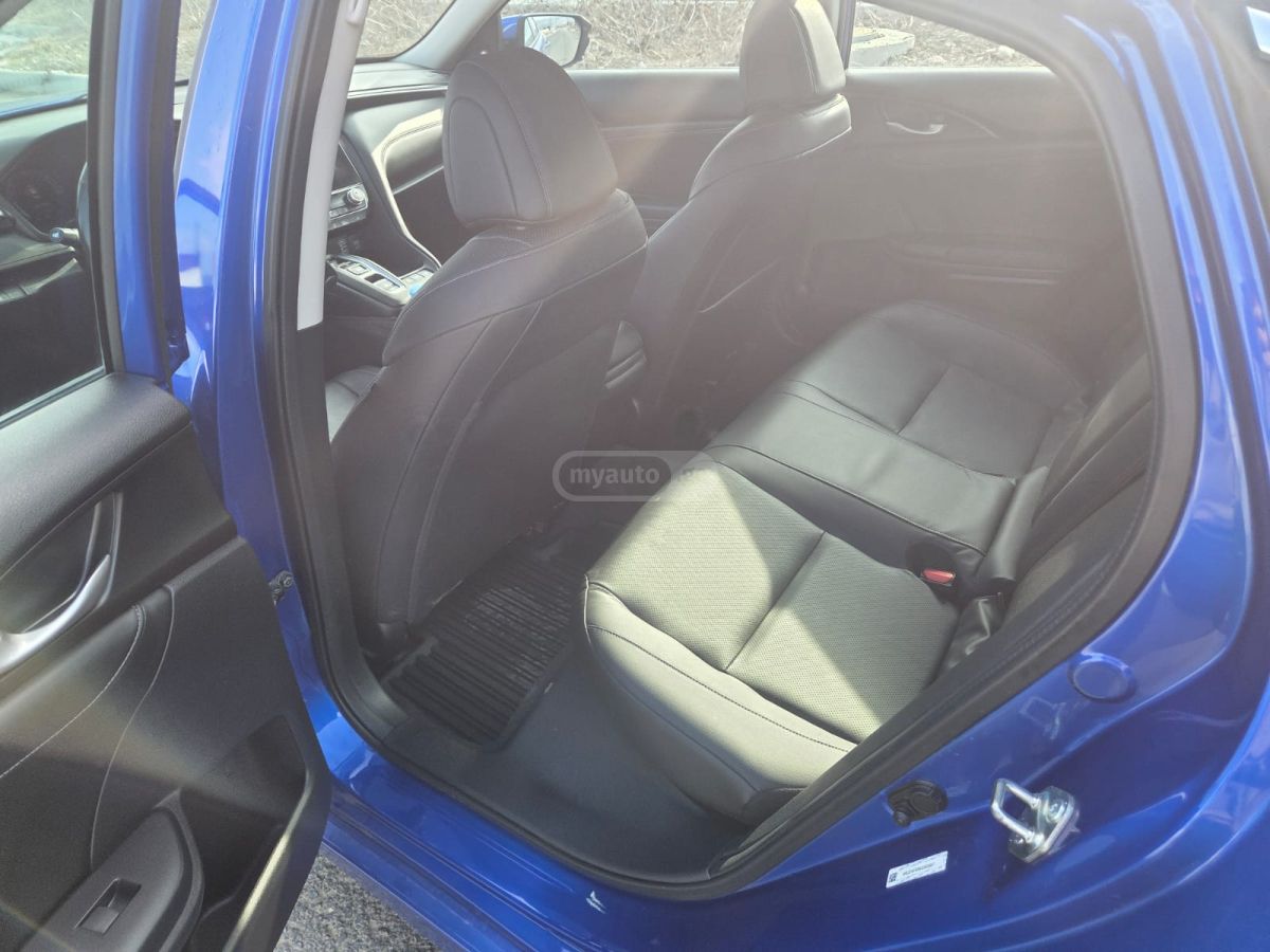 Honda Insight - фото 6