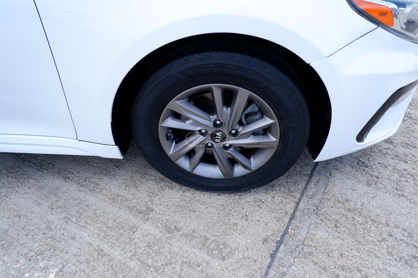 Kia Optima - фото 4