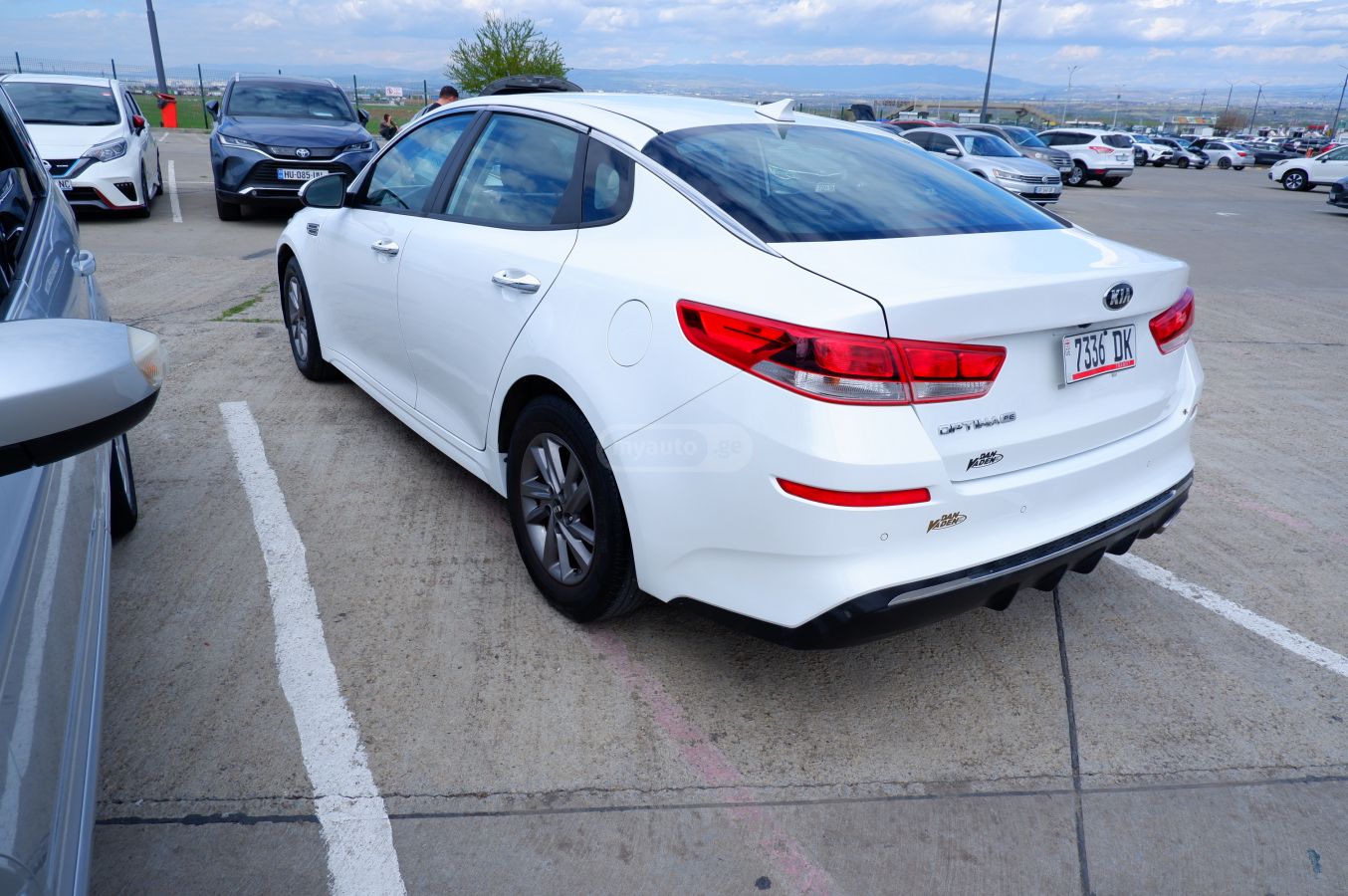 Kia Optima - фото 7