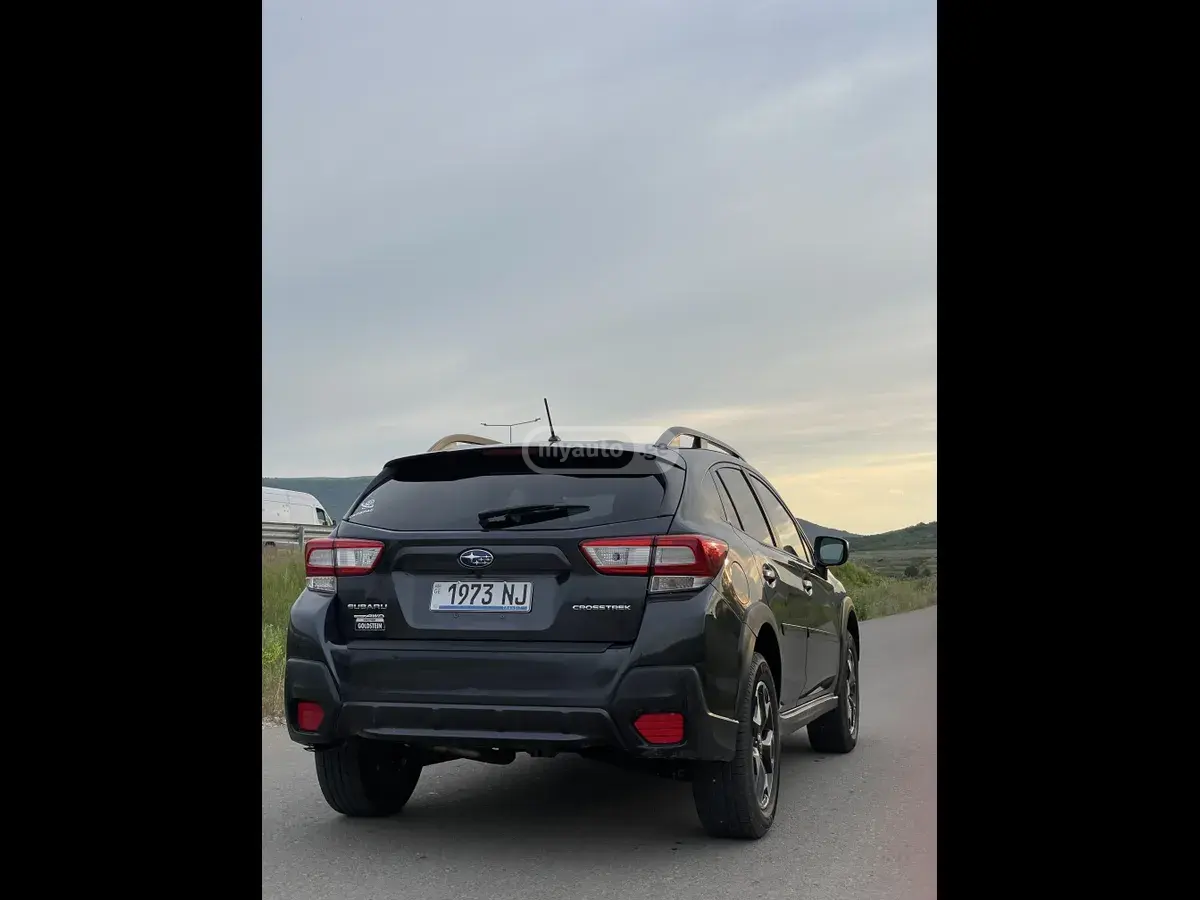 نمای دیگر Subaru 2019