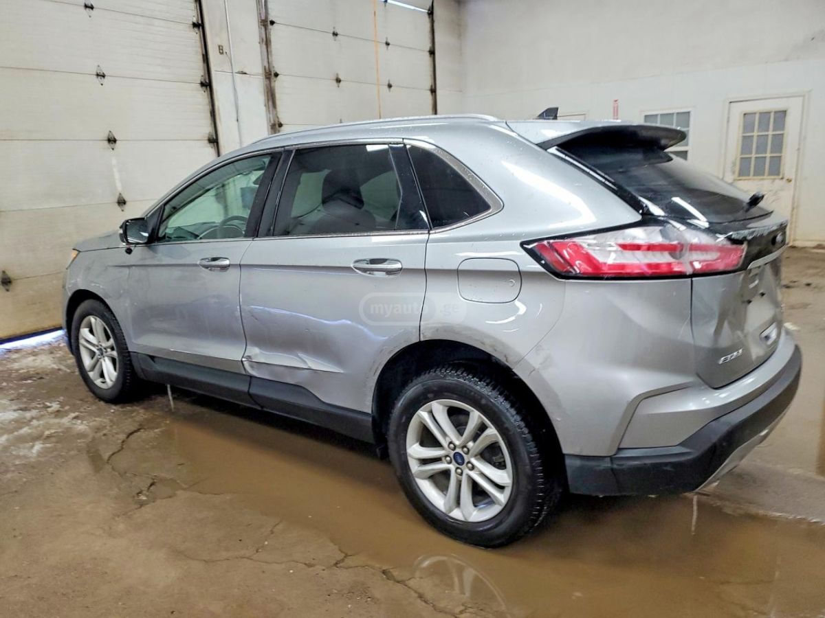 Ford Edge - фото 2