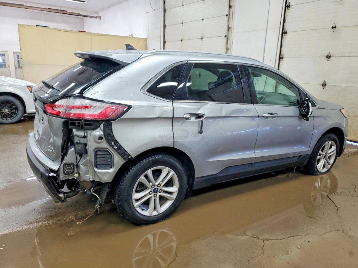 Ford Edge - фото 3