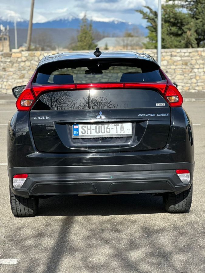 Mitsubishi Eclipse - фото 3