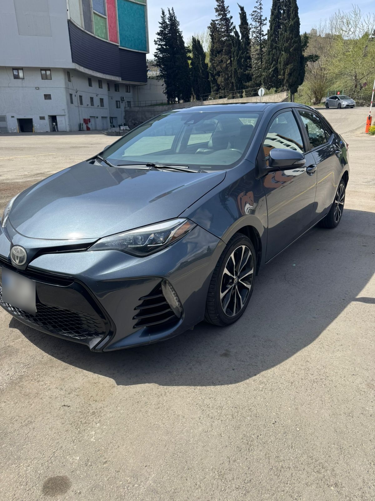 Toyota Corolla - фото 1