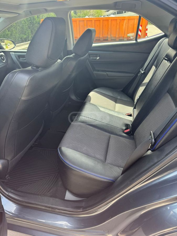 Toyota Corolla - фото 10