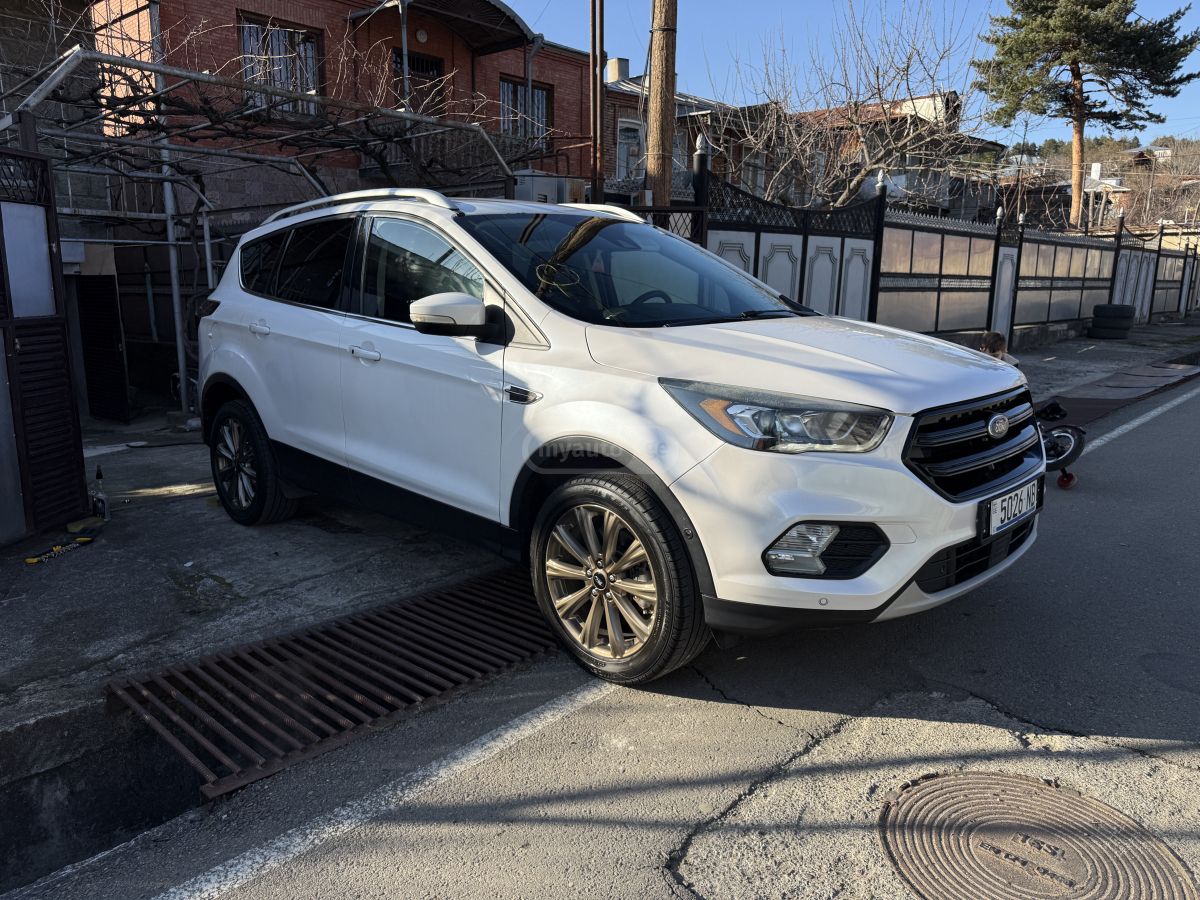 Ford Escape - фото 2