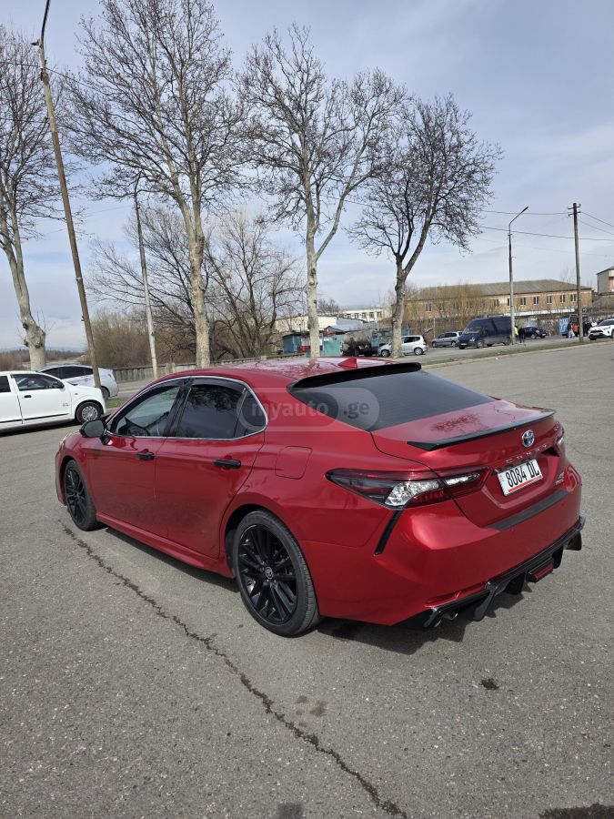 Toyota Camry - фото 5