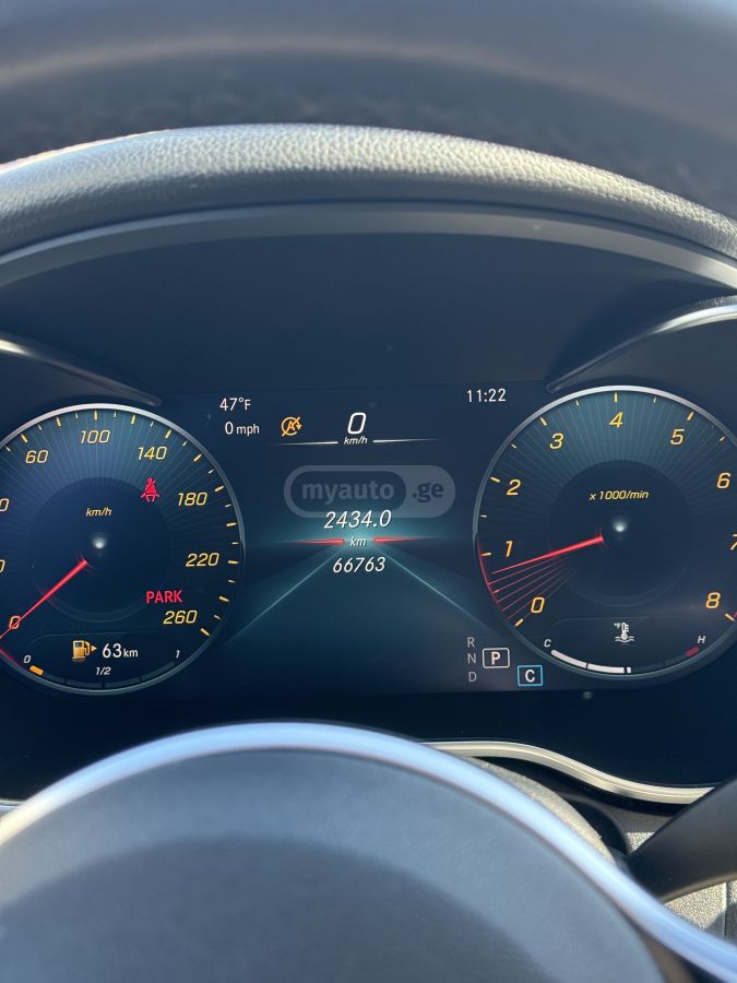 Mercedes-Benz C 300 - фото 7