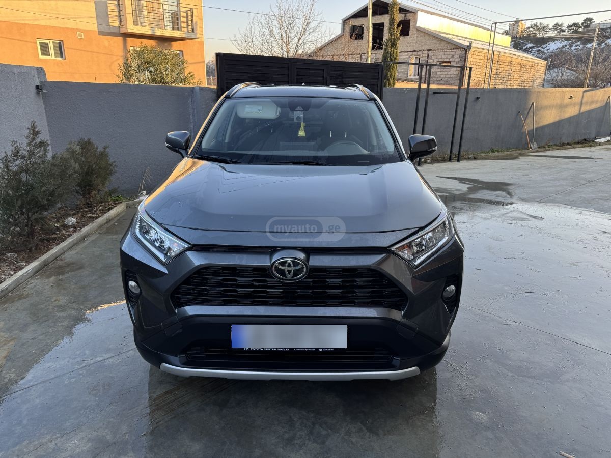 Toyota RAV 4 - фото 4