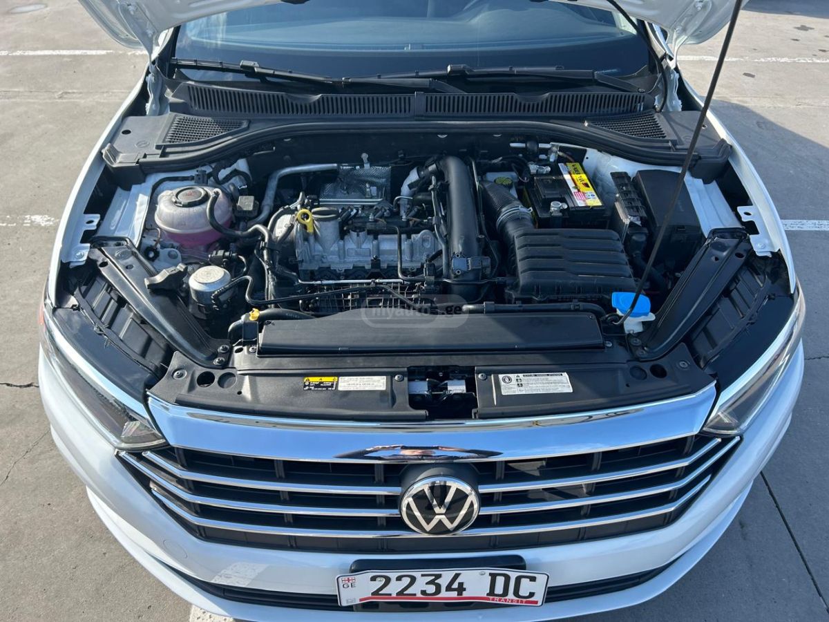 Volkswagen Jetta - фото 11
