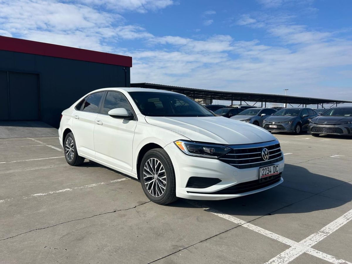 Volkswagen Jetta - фото 3