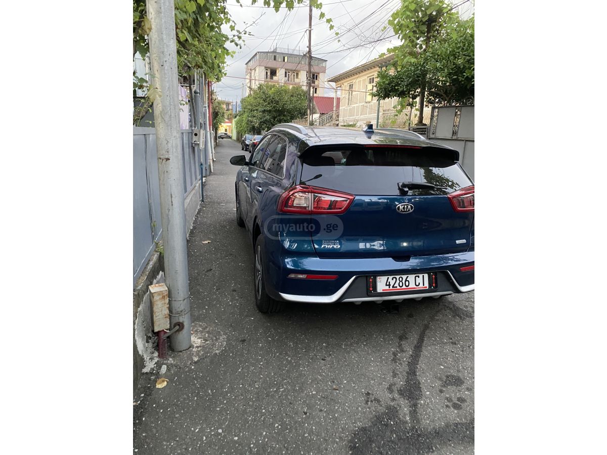 Kia Niro - фото 8