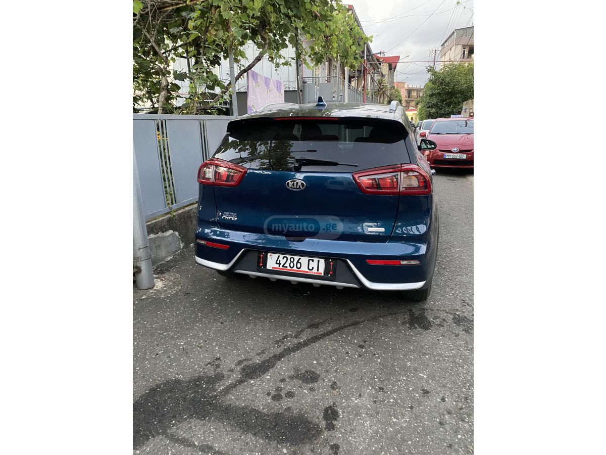 Kia Niro - фото 9