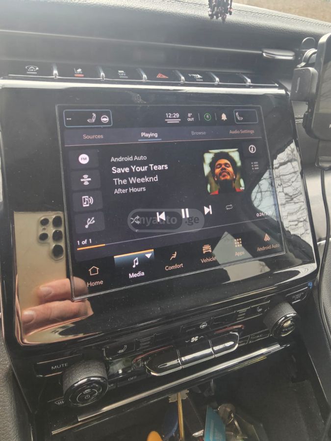 Jeep Grand Cherokee - фото 12