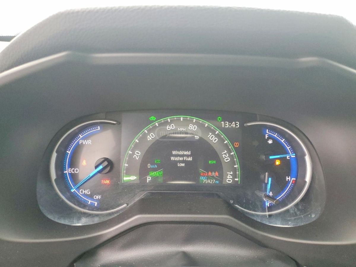 Toyota RAV 4 - фото 9