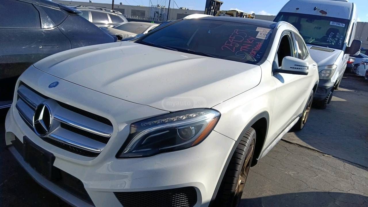 Mercedes-Benz GLA 250 - фото 1