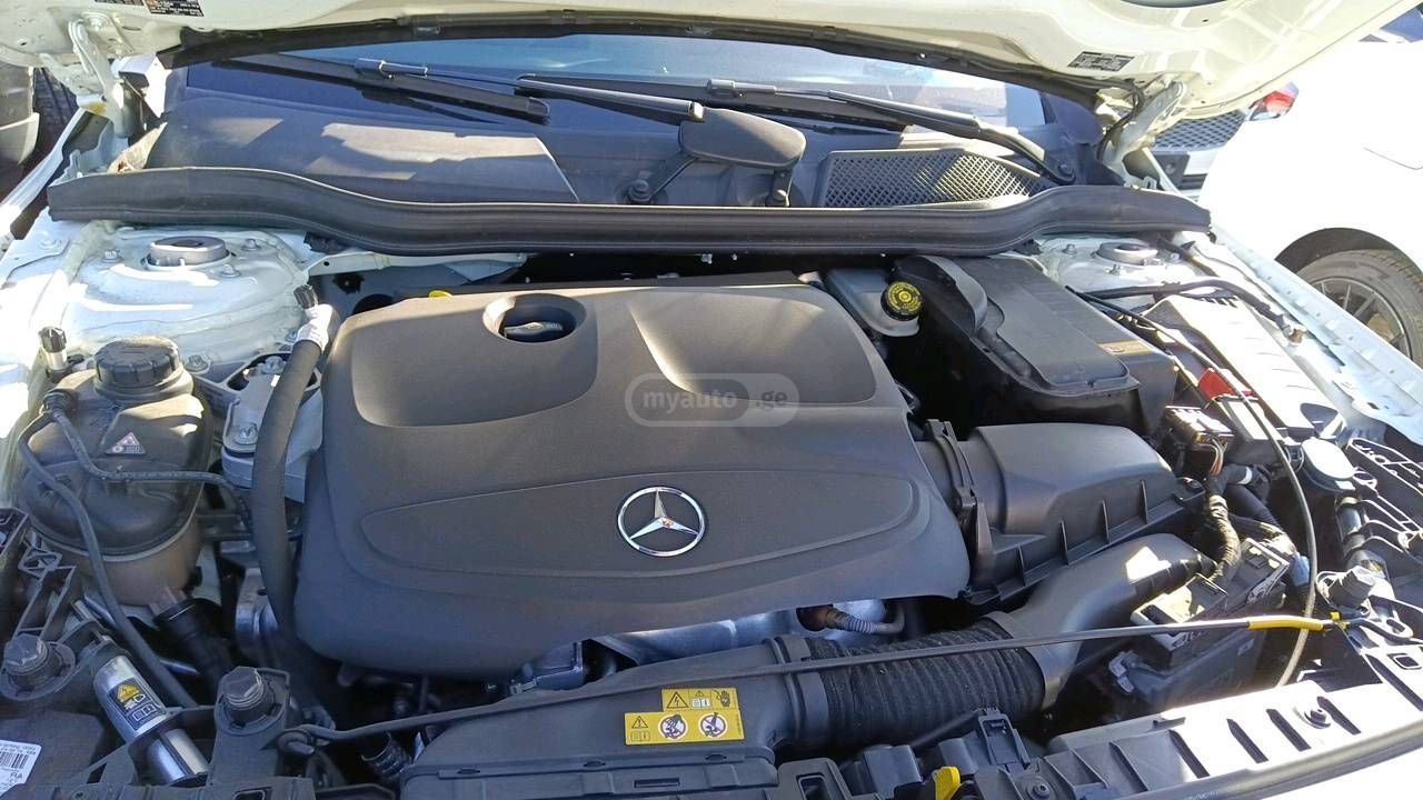 Mercedes-Benz GLA 250 - фото 10