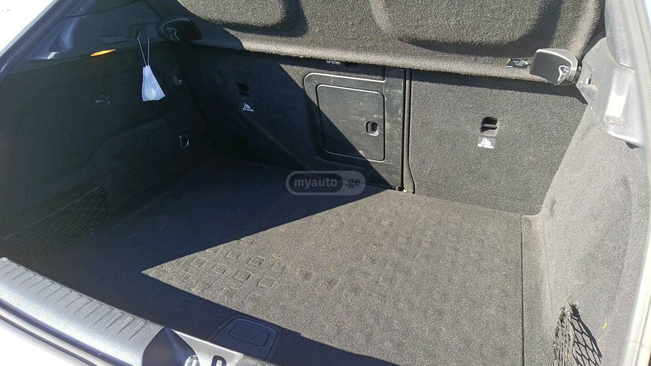 Mercedes-Benz GLA 250 - фото 11