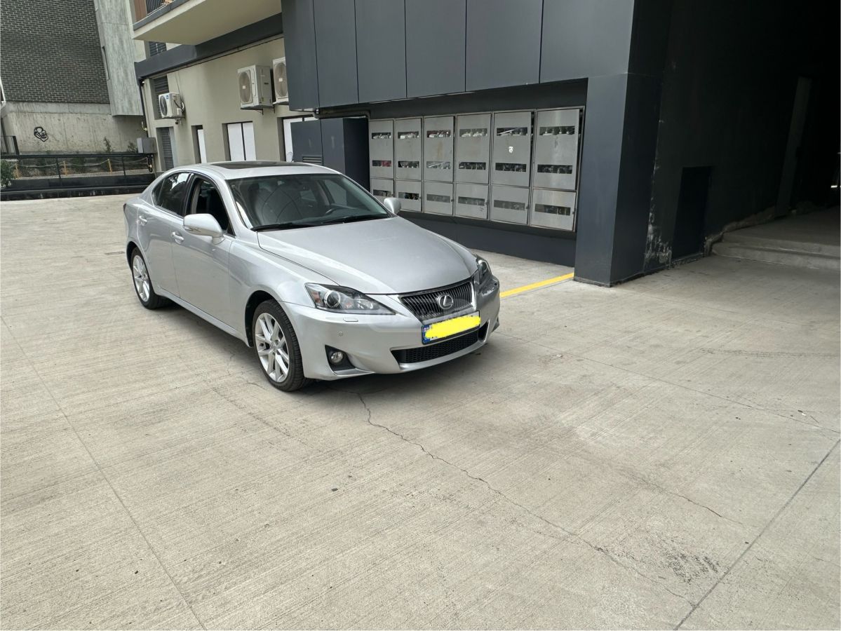 LexusIS 2502012