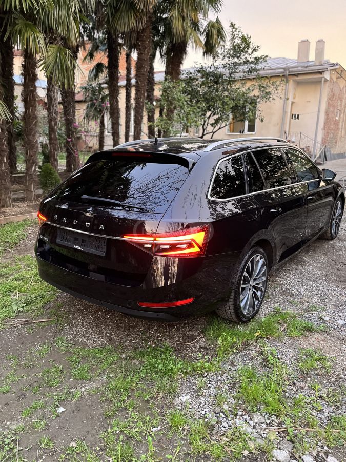 Skoda Superb - фото 10