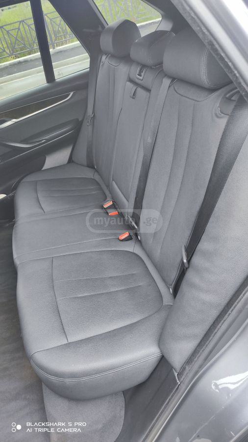 BMW X5 - фото 11