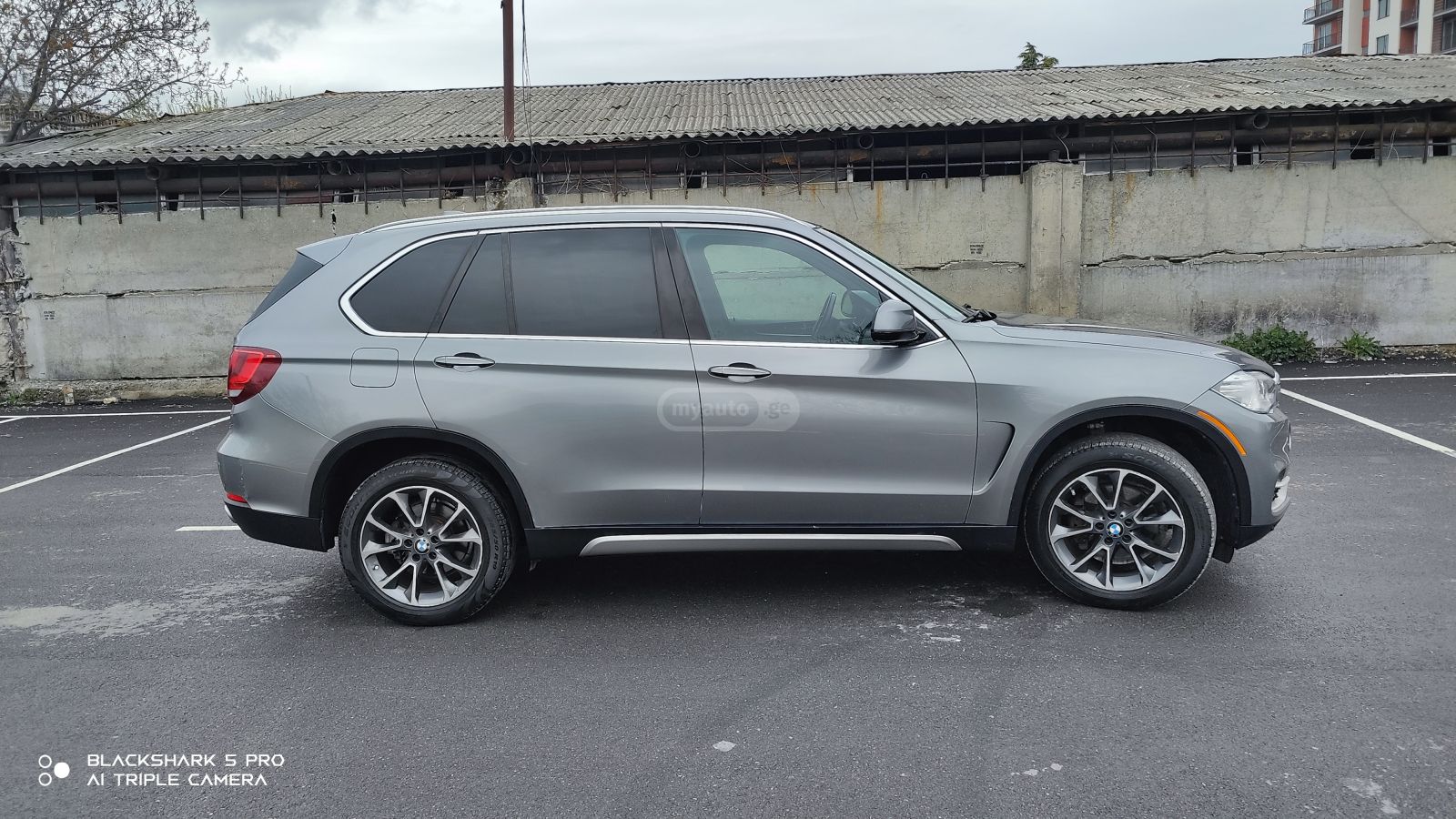 BMW X5 - фото 4