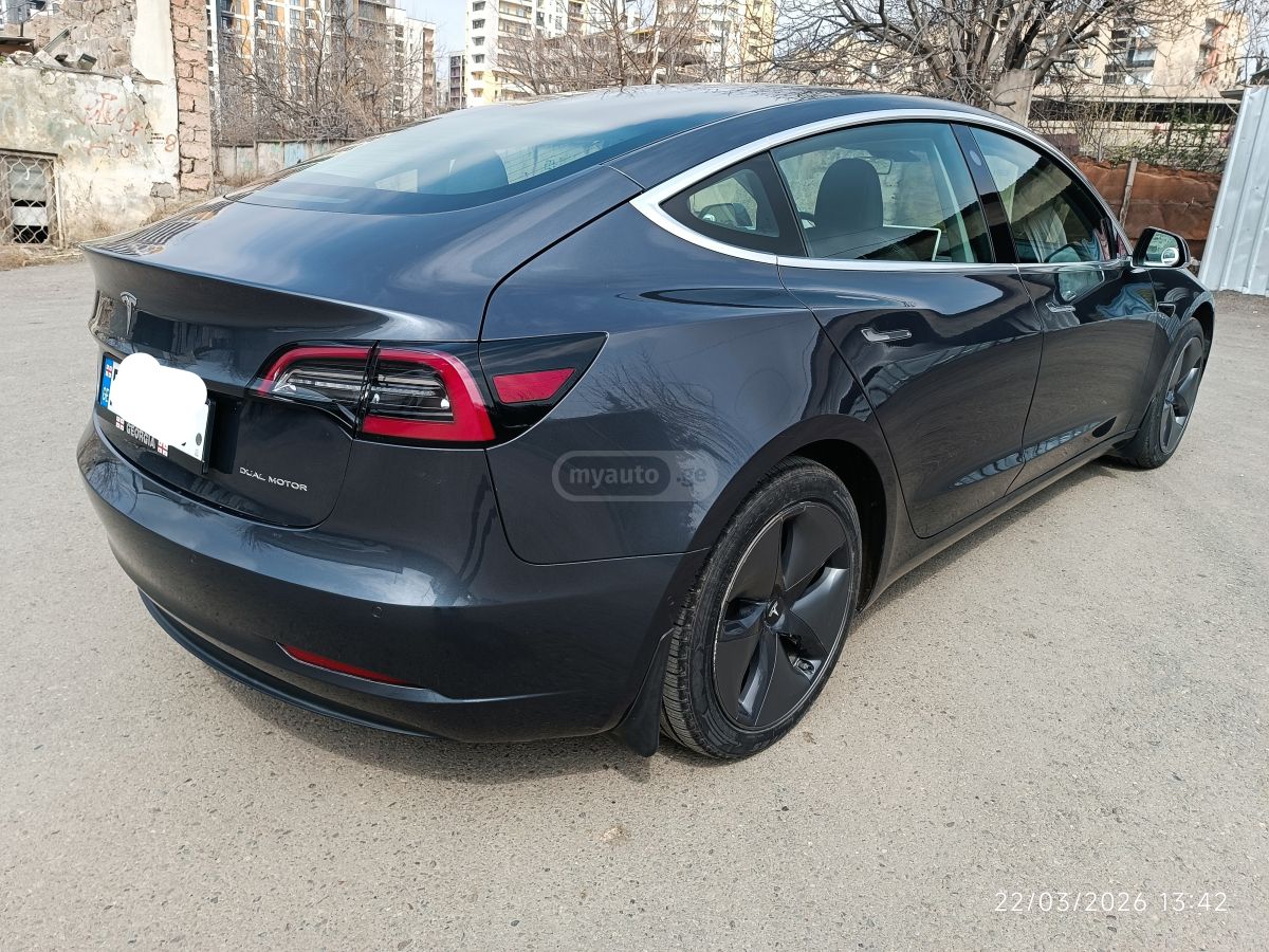 Tesla Model 3 - фото 6