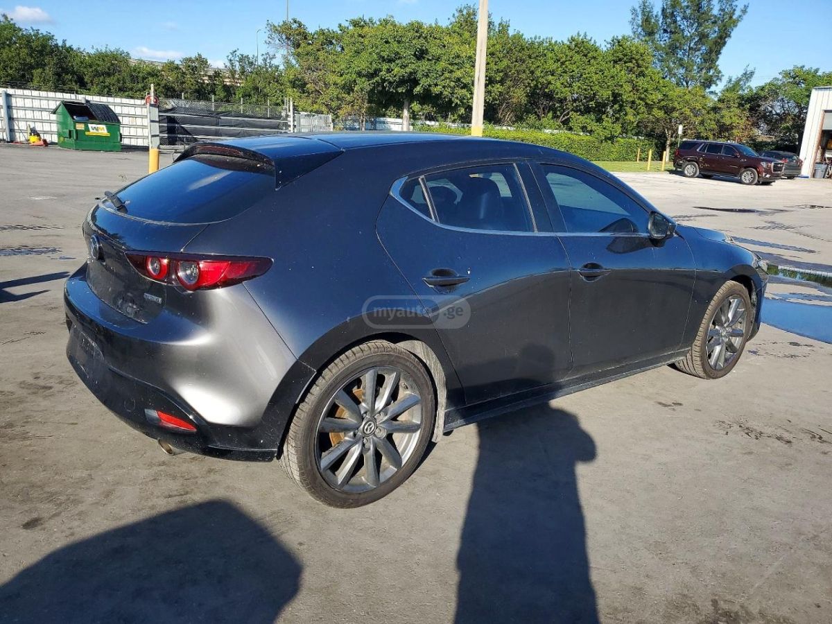 Mazda 1300 2021 — миниатюра 3