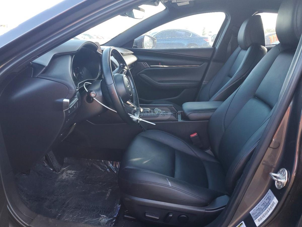 Mazda 1300 2021 — миниатюра 7