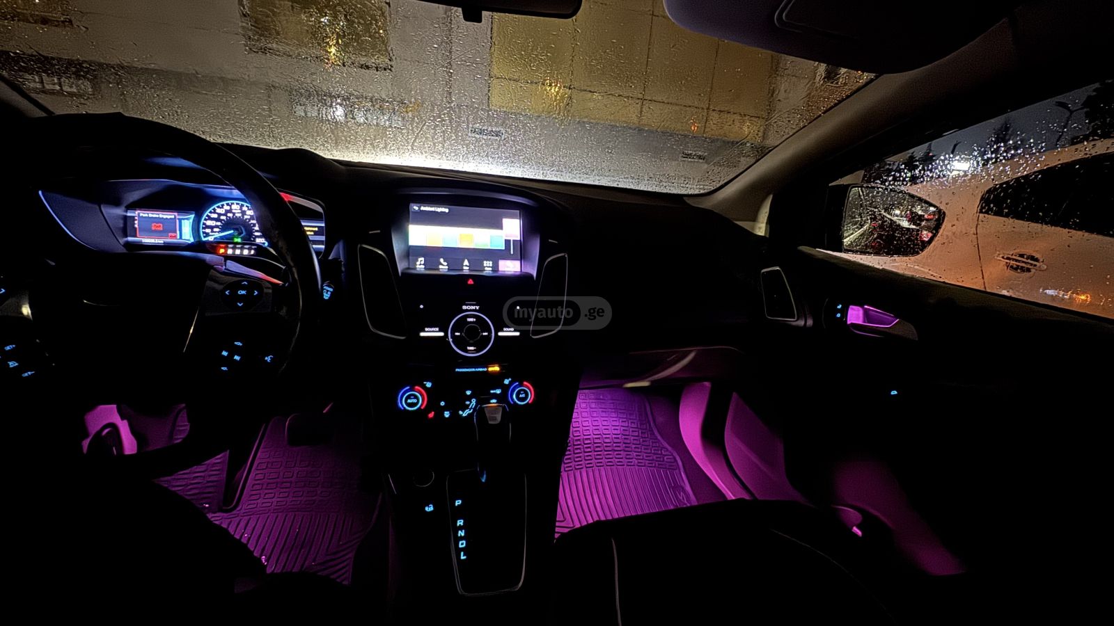 Ford Focus - фото 15