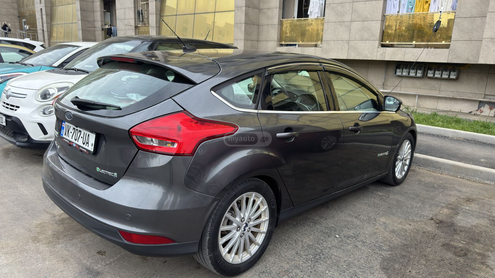 Ford Focus - фото 4