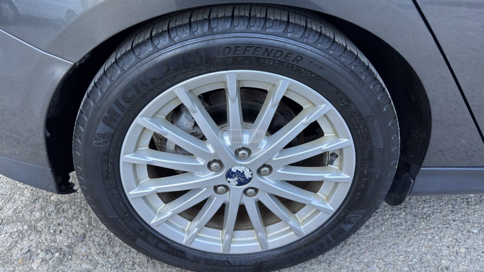 Ford Focus - фото 9