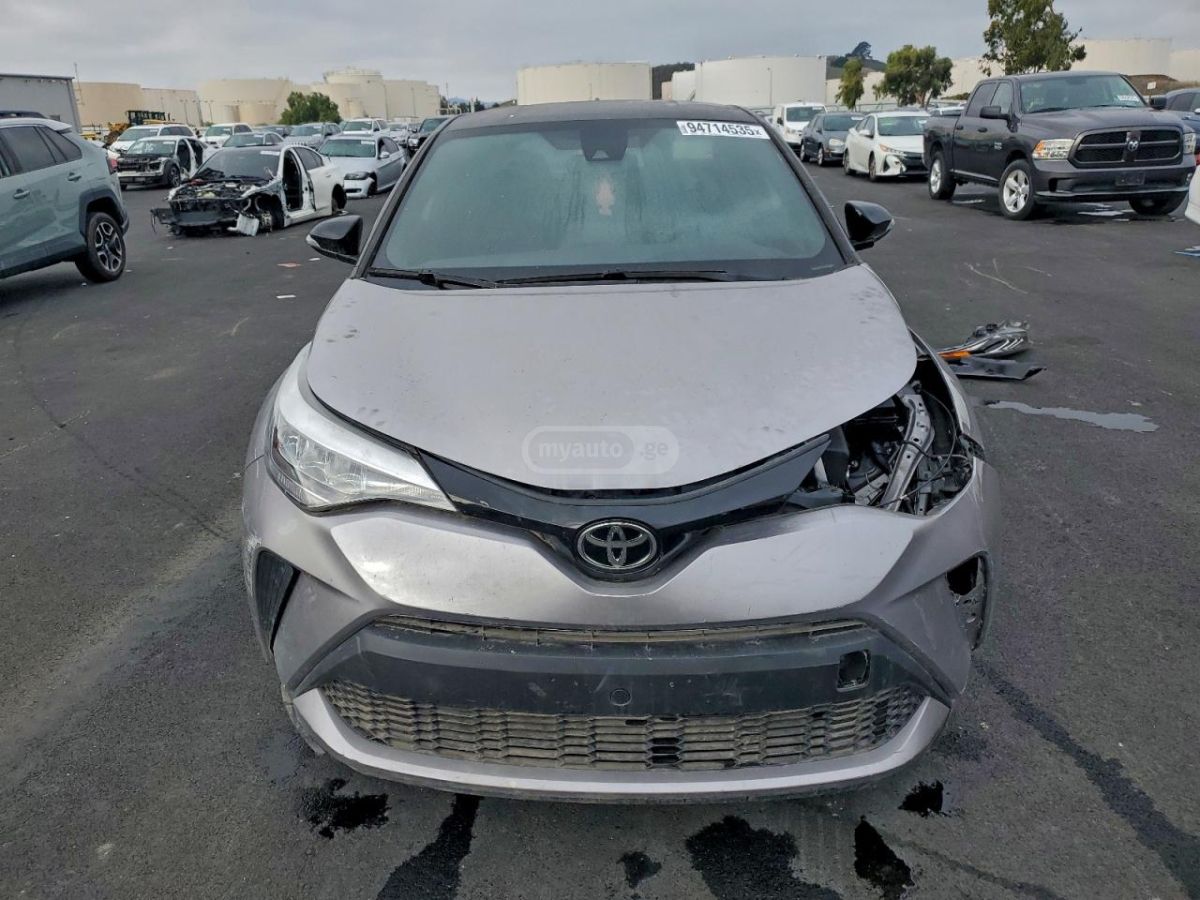 Toyota CHR - фото 5