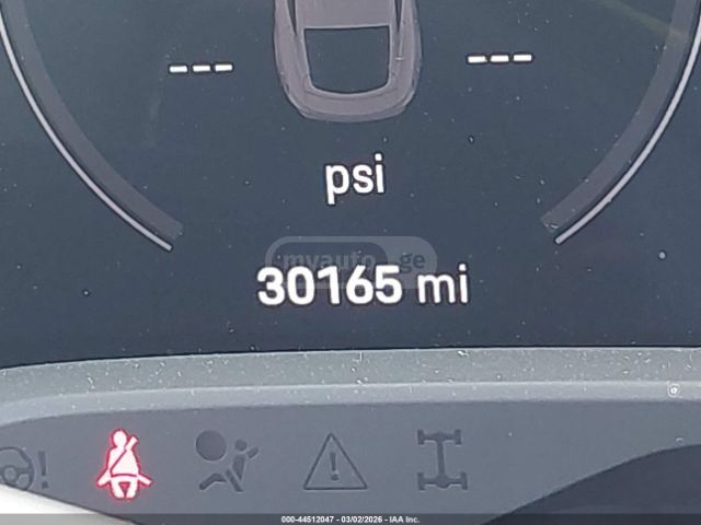 Porsche Taycan 4 S 2023 — миниатюра 9