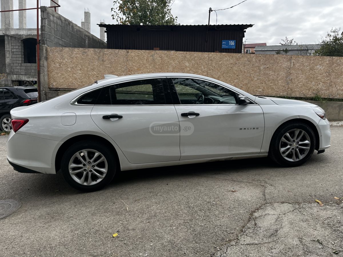 Chevrolet Malibu - фото 3