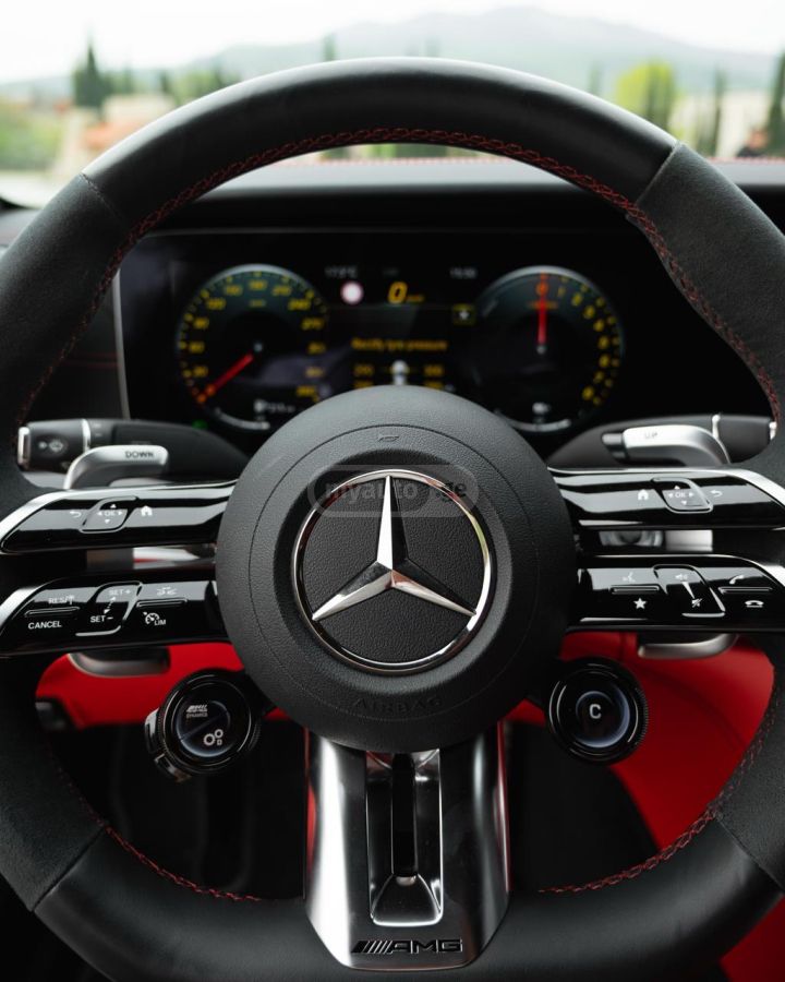 Mercedes-Benz AMG GT - фото 7