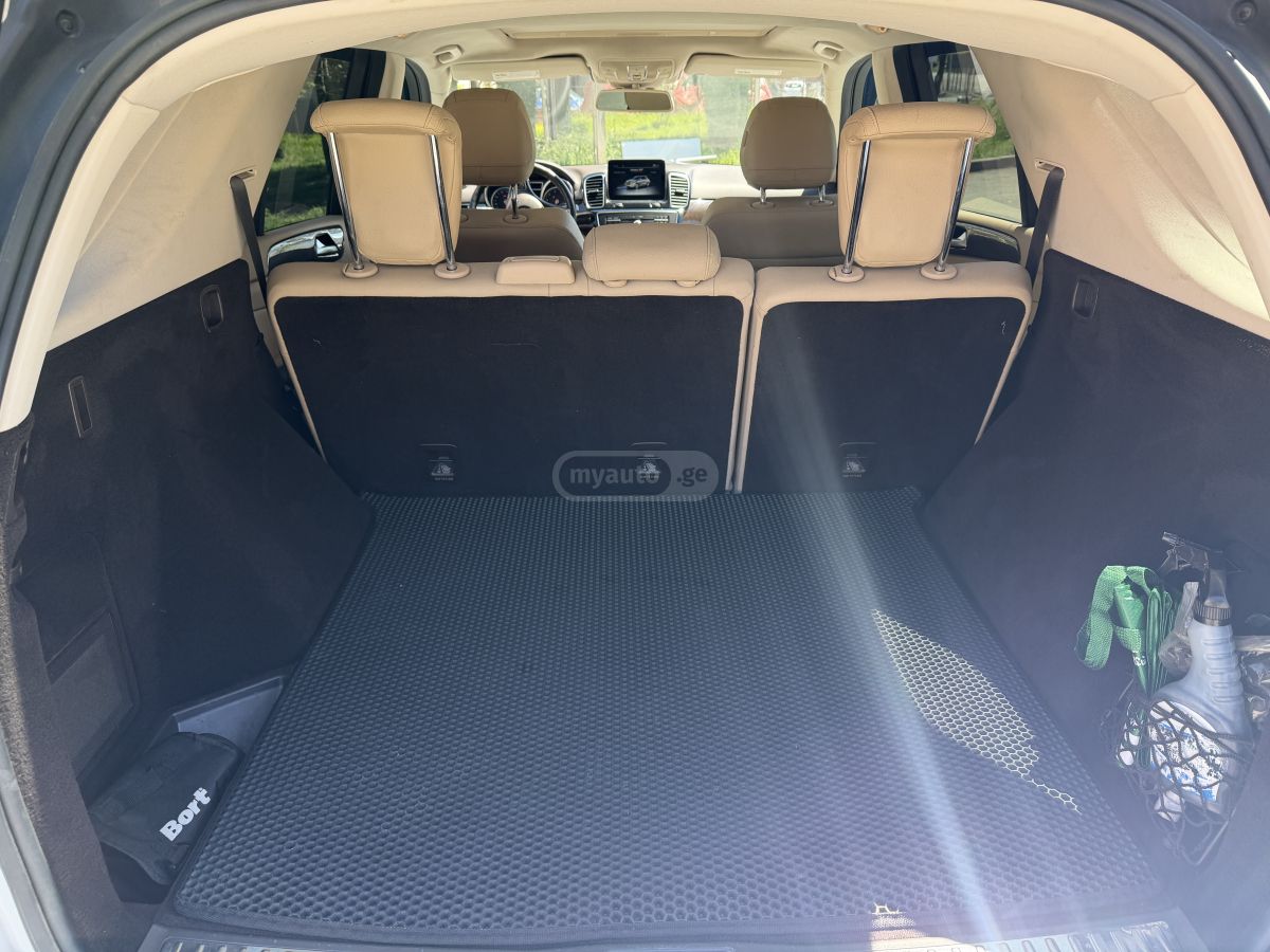 Mercedes-Benz GLE 350 - фото 12