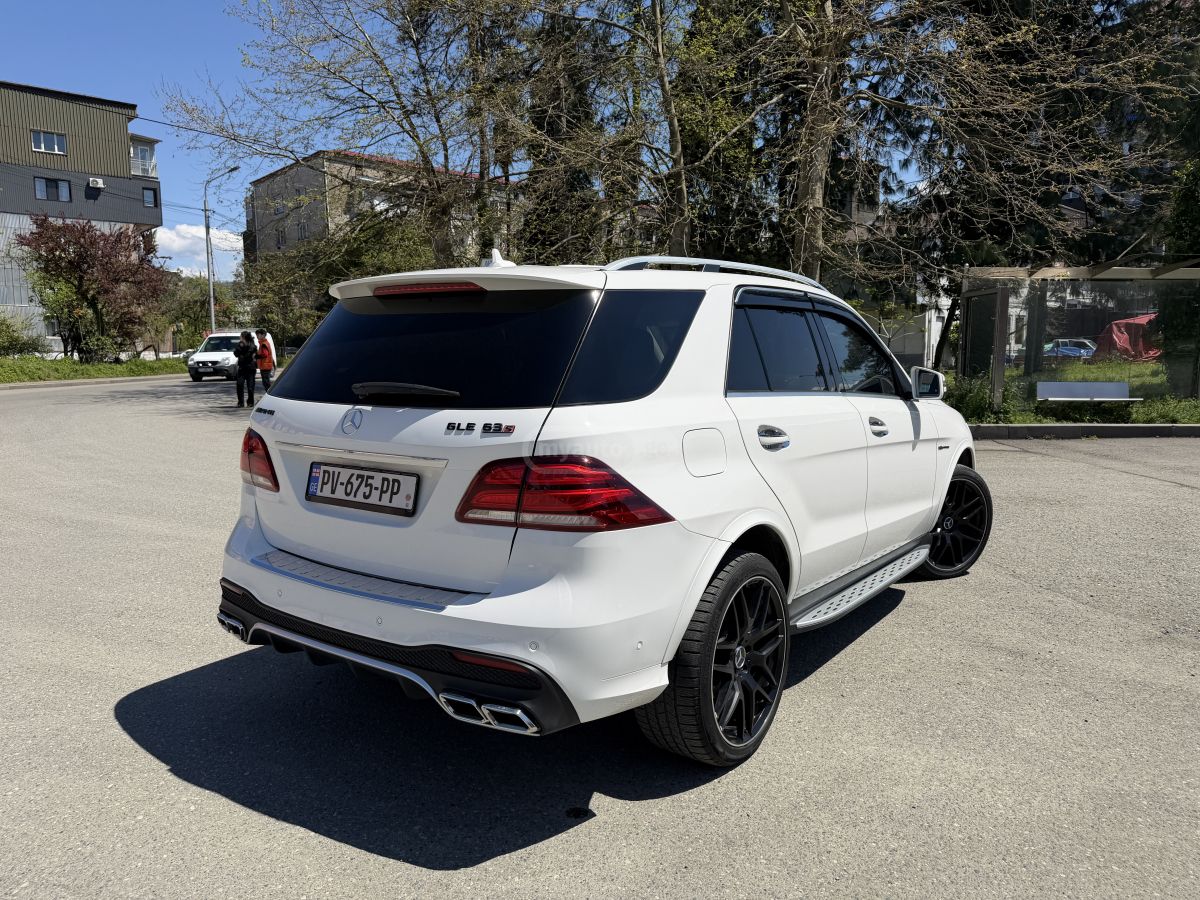 Mercedes-Benz GLE 350 - фото 7