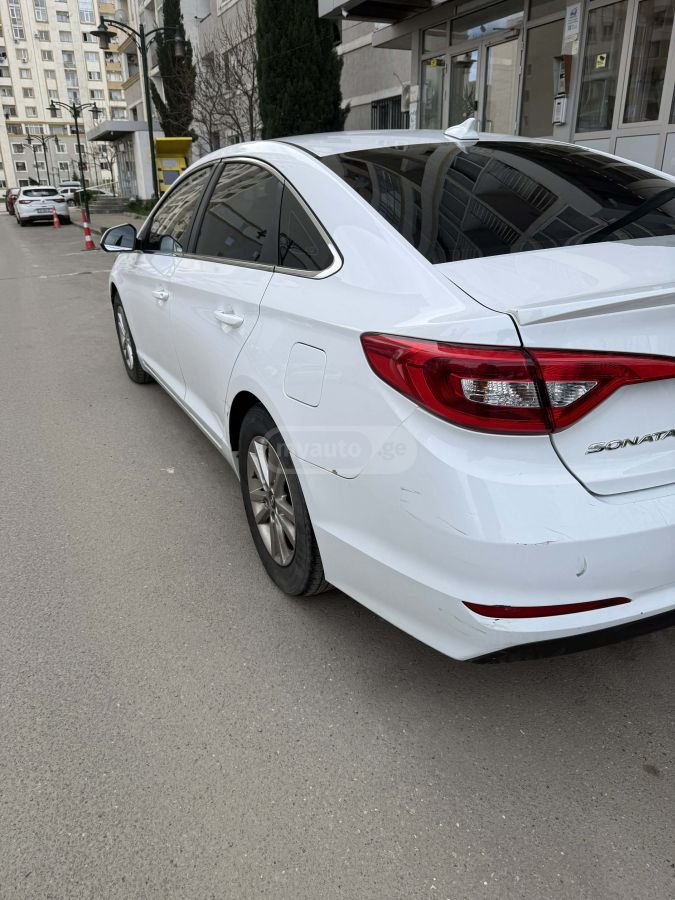 Hyundai Sonata - фото 4