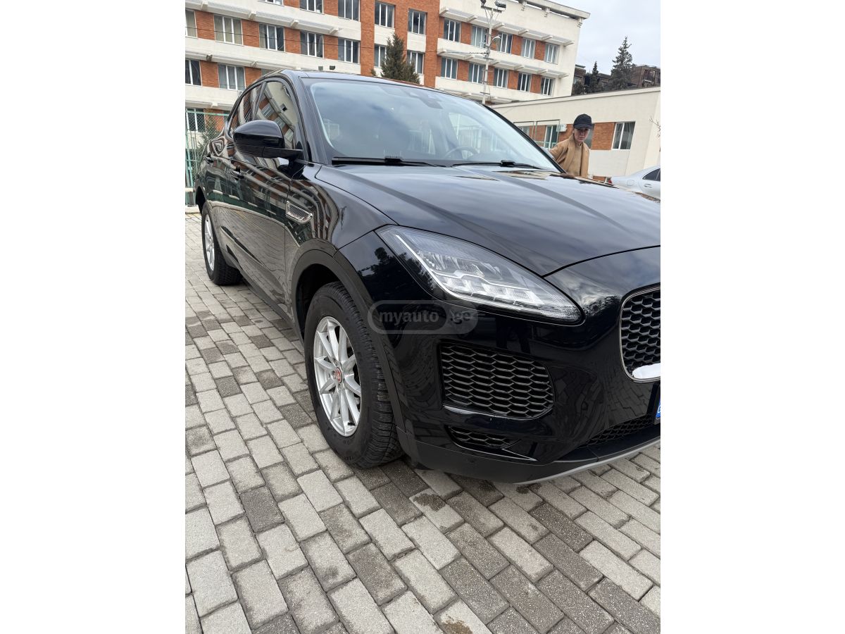 Jaguar E-Pace - фото 5